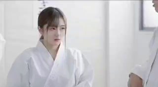 梨酒酒~?主人想揉我的胸吗~手可以直接伸出来唷!!?